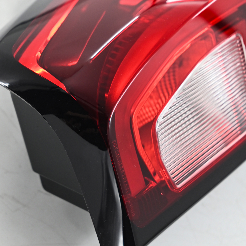 B605-A-L-OE Tail Light for GMC Sierra 1500 / 2500 (2019–2024) 22 09 13